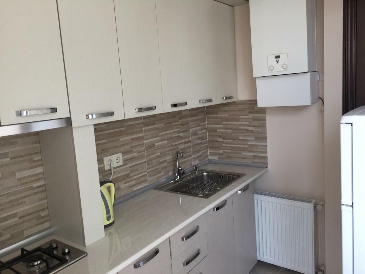 City Center Apartment Тбилиси Екстериор снимка