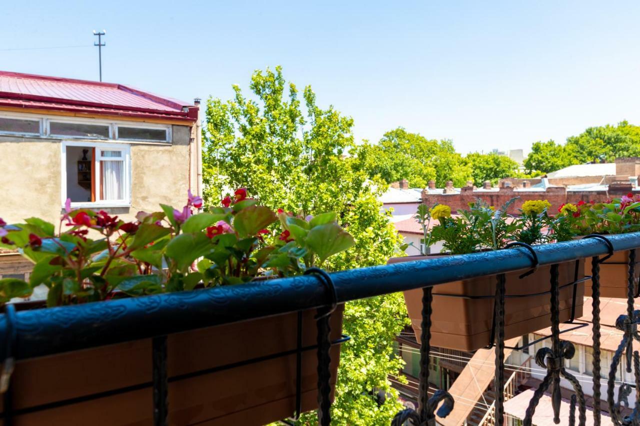 City Center Apartment Тбилиси Екстериор снимка