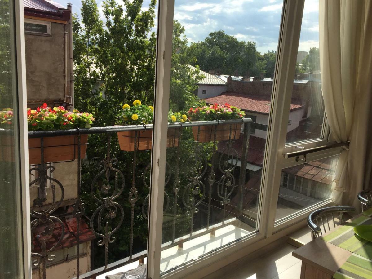 City Center Apartment Тбилиси Екстериор снимка