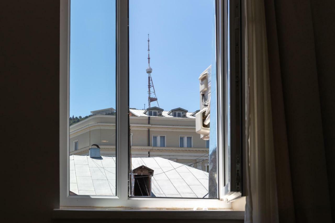 City Center Apartment Тбилиси Екстериор снимка